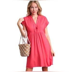 Umgee NWOT Boutique Dress. Distressed hem. Linen/rayon blend